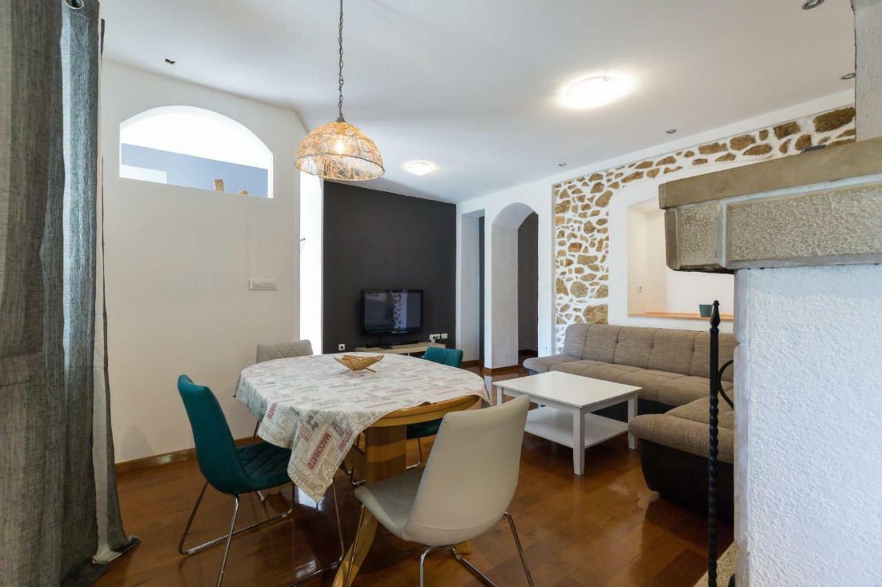 Apartment Drazovic